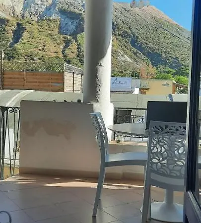 Nicaredda Apartment *